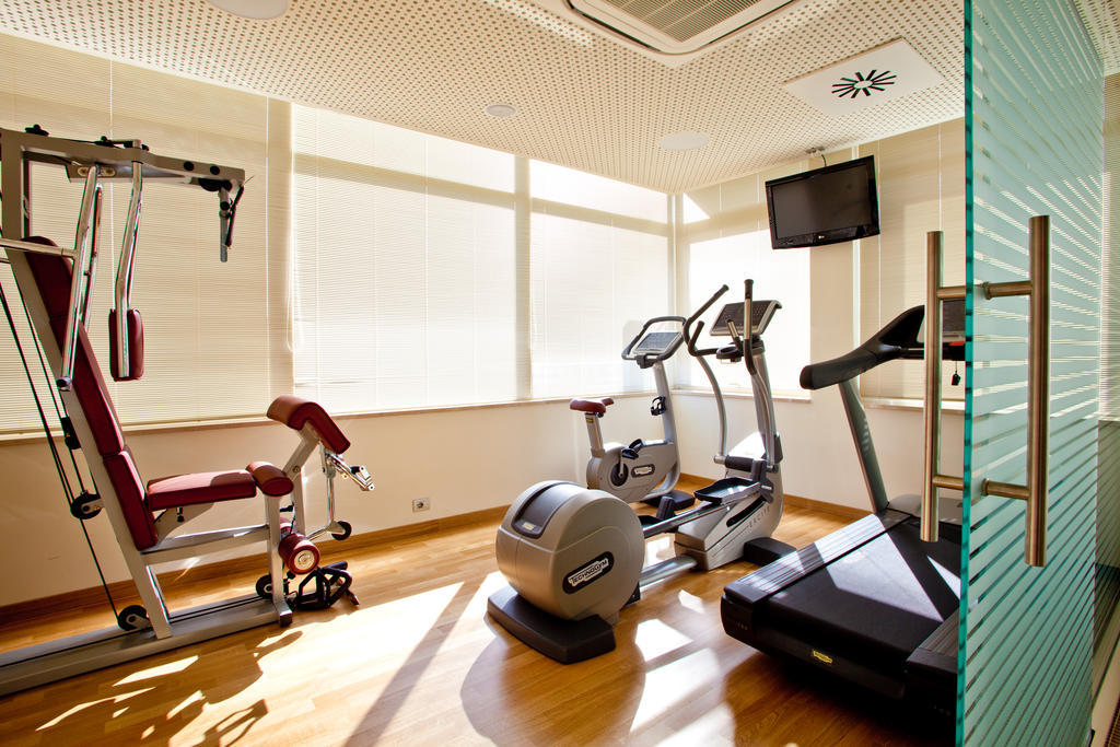 Hotel Breaking Business Mosciano SantʼAngelo