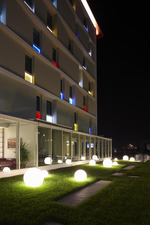 Breaking Business Hotel Mosciano SantʼAngelo