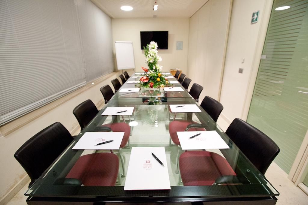 Breaking Business Hotel Mosciano SantʼAngelo